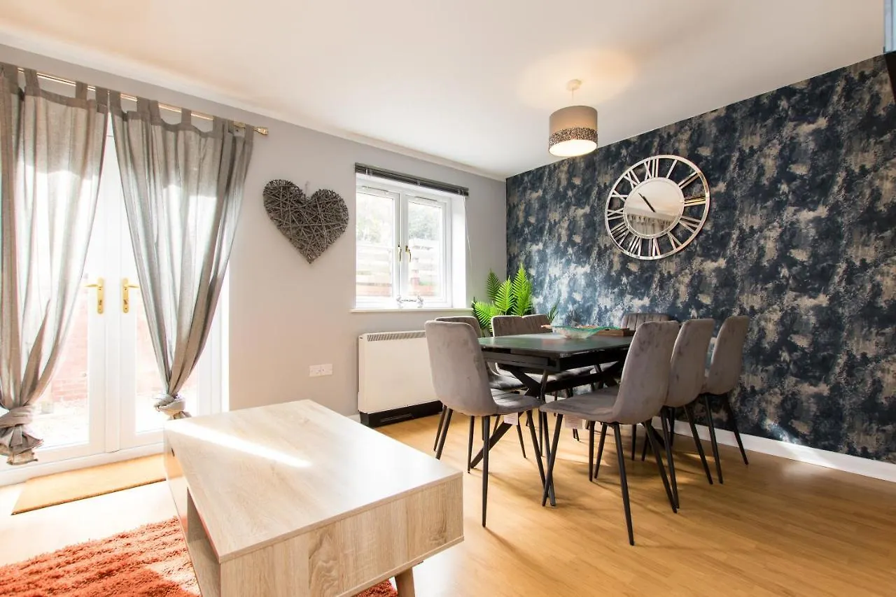 Apartamento Newly Renovated Modern House With Free Parking Nottingham